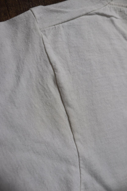 Vintage 1990s plain white t shirt - Hanes blank tee - 35” chest