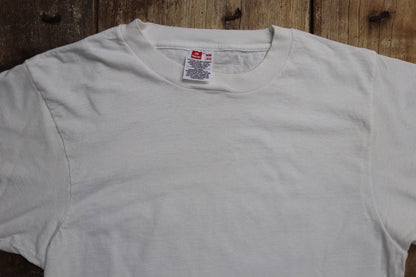 Vintage 1990s plain white t shirt - Hanes blank tee - 35” chest