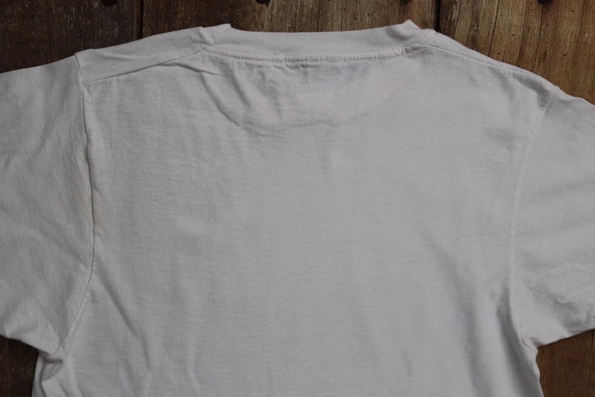 Vintage 1990s plain white t shirt - Hanes blank tee - 35” chest
