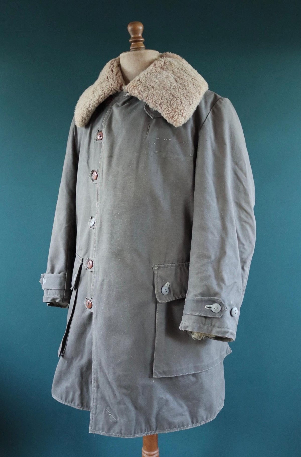 Vintage 1950s Swedish Livpäls sheepskin coat - military greatcoat - 46” chest