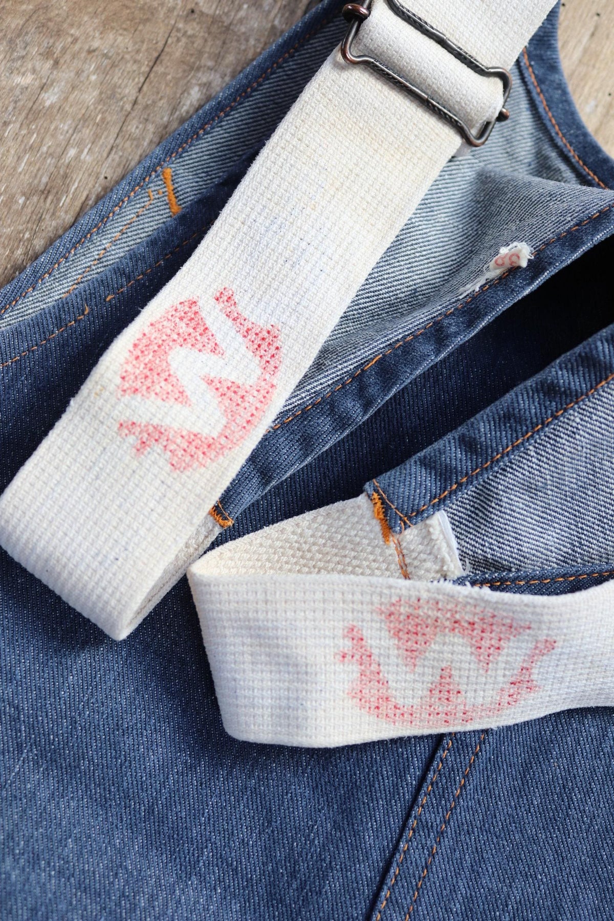 Vintage 1970s GWG denim overalls - workwear dungarees - chore bib and brace - 38” x 28”