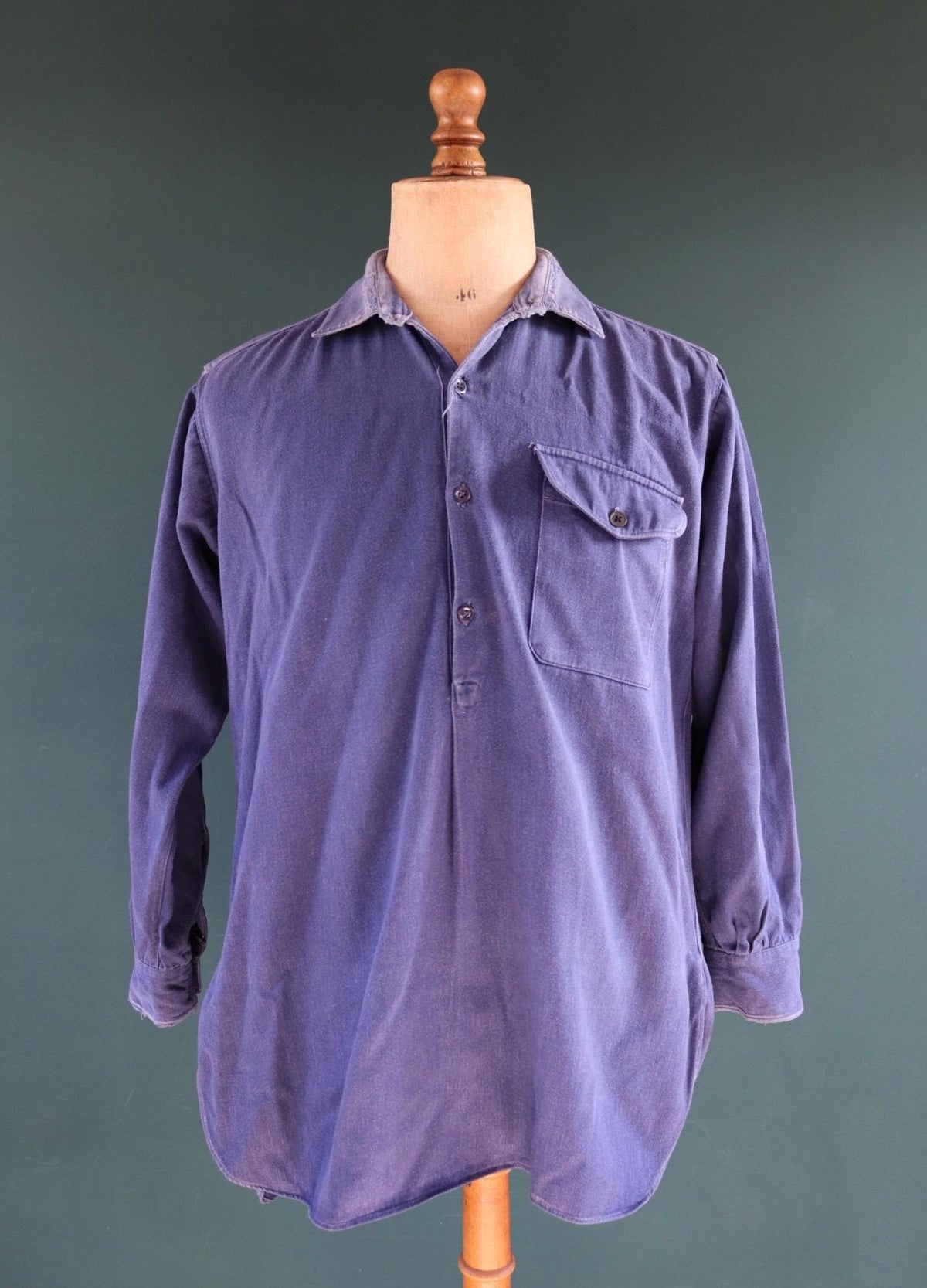 Vintage 1940s French workwear shirt - faded blue cotton - darned and repaired - 44” chest