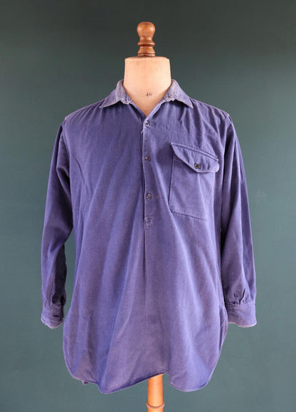 Vintage 1940s French workwear shirt - faded blue cotton - darned and repaired - 44” chest