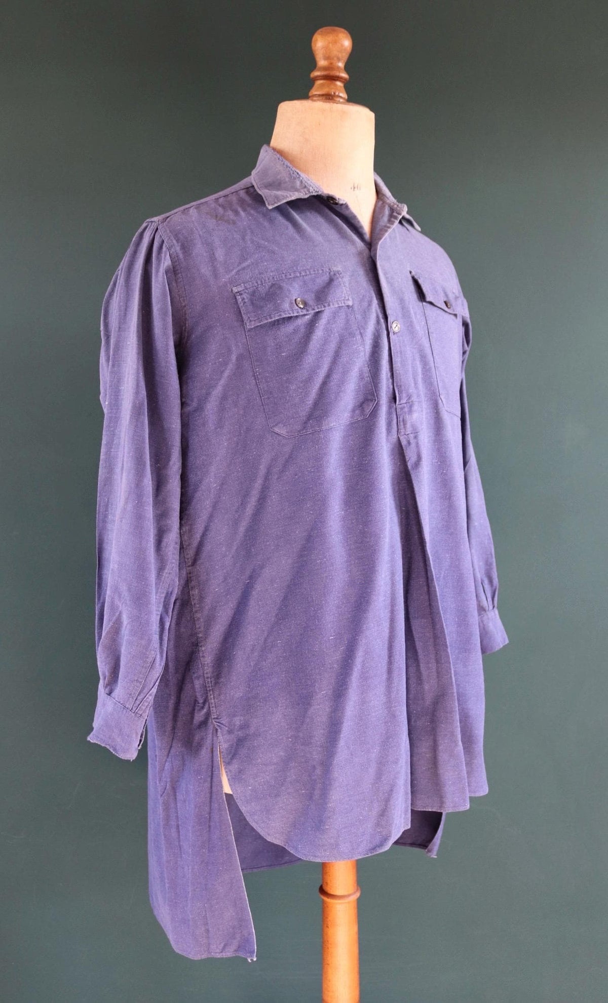 Vintage 1940s French workwear shirt - faded blue cotton - darned and repaired - 49” chest
