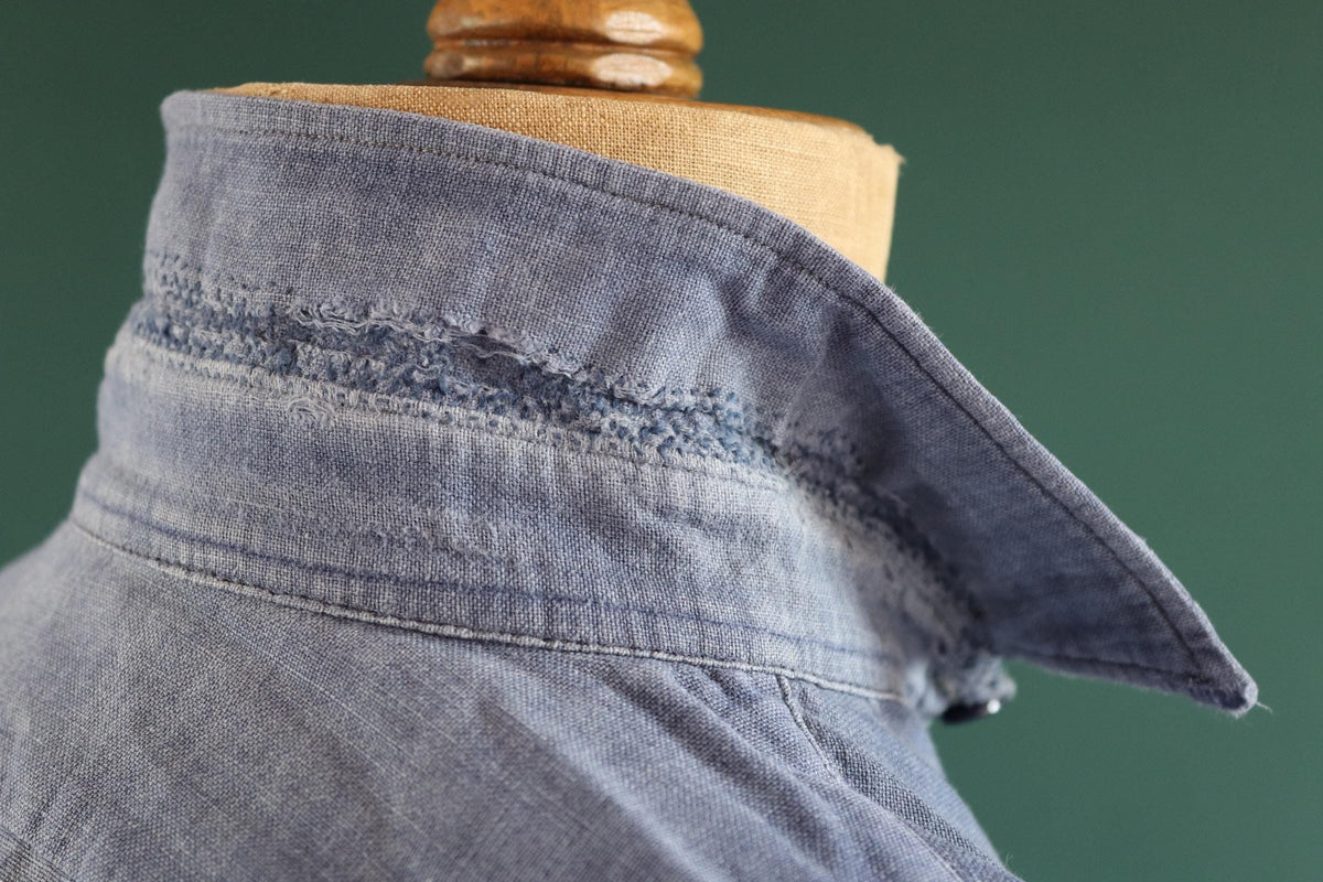 Vintage 1940s French workwear shirt - faded blue cotton - darned and repaired - 45” chest