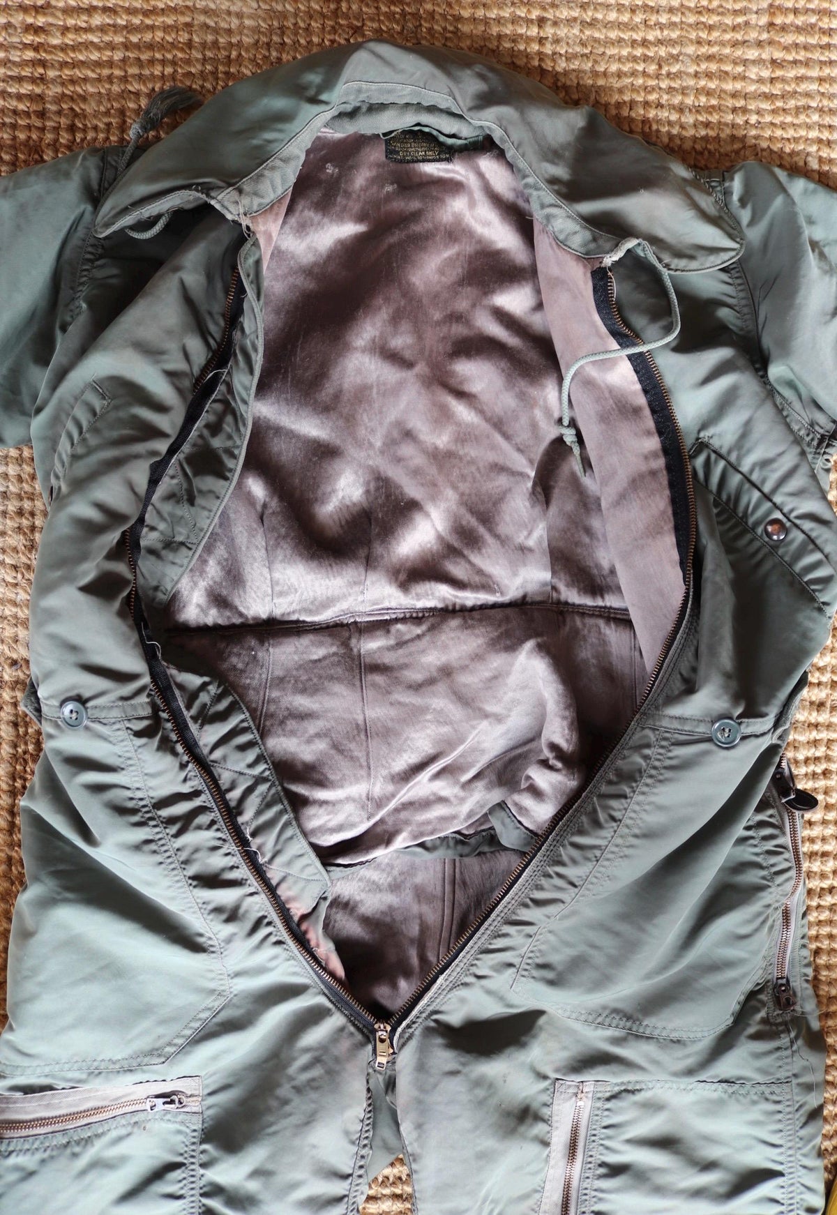 Vintage 1950s USAF CWU 1P flight suit - US Air Force - military coveralls - 42” x 34” x 24”