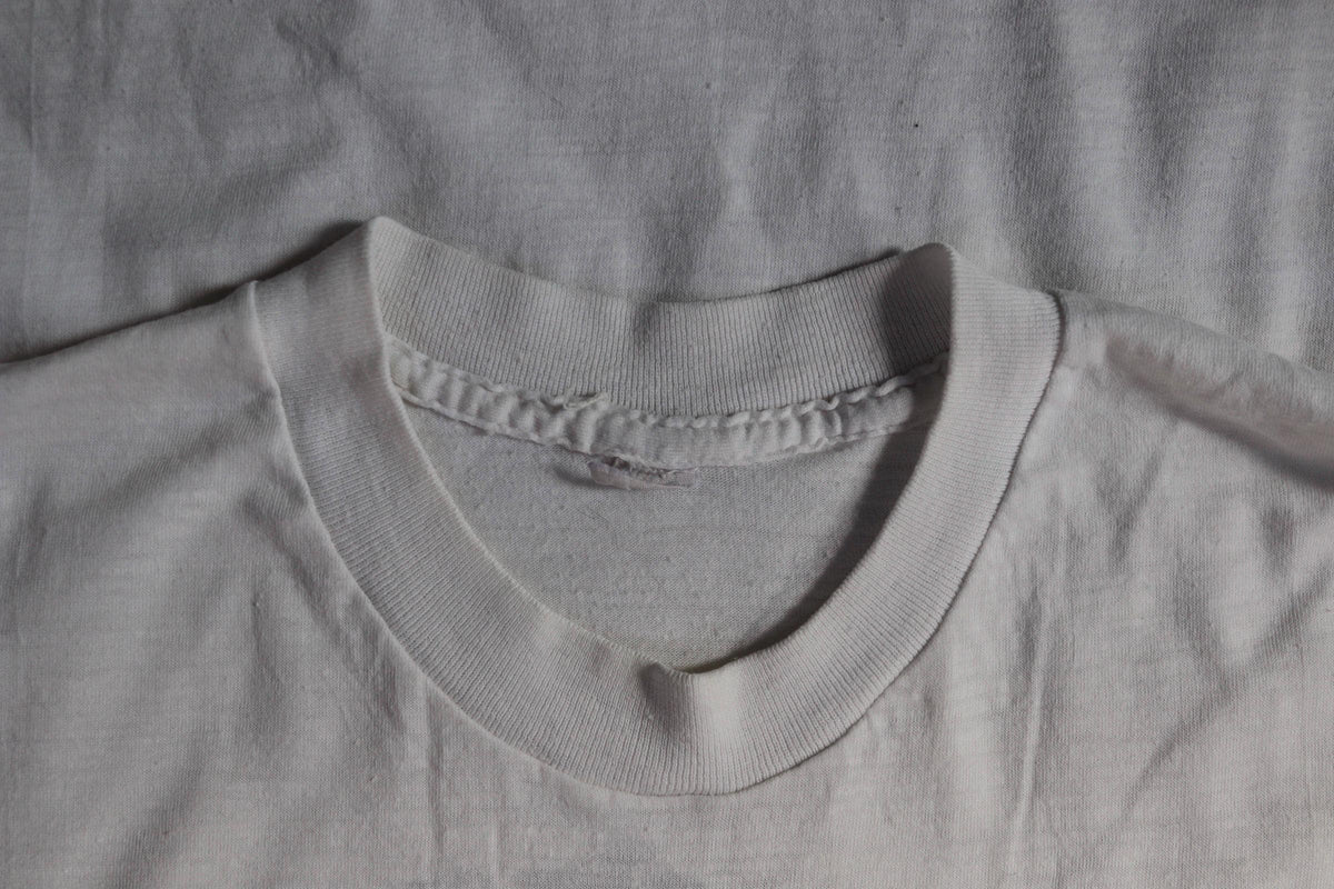 Vintage 1970s t shirt - single stitch - Sphinx print - 36” chest