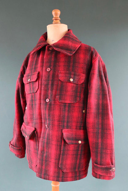 Vintage 1950s Woolrich plaid wool jacket - workwear mackinaw - hunting chore coat - 50” chest