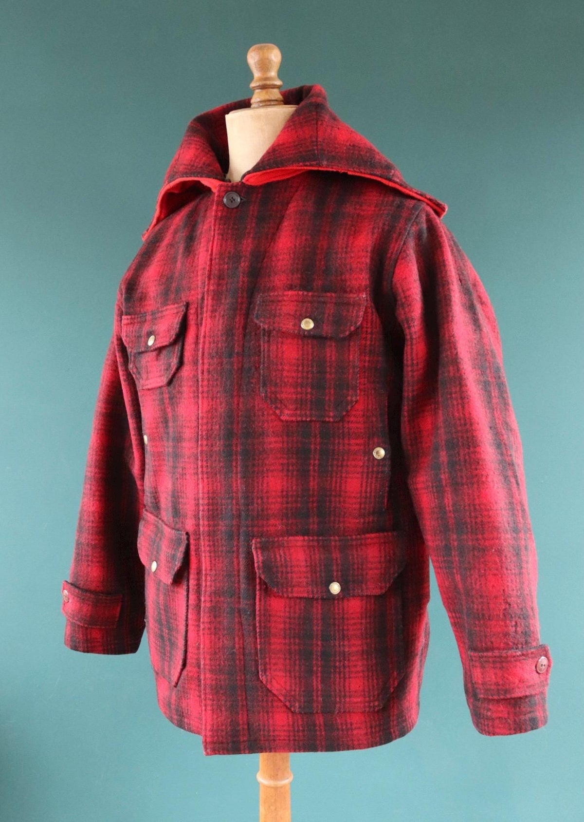 Vintage 1950s Woolrich plaid wool jacket - workwear mackinaw - hunting chore coat - 46” chest