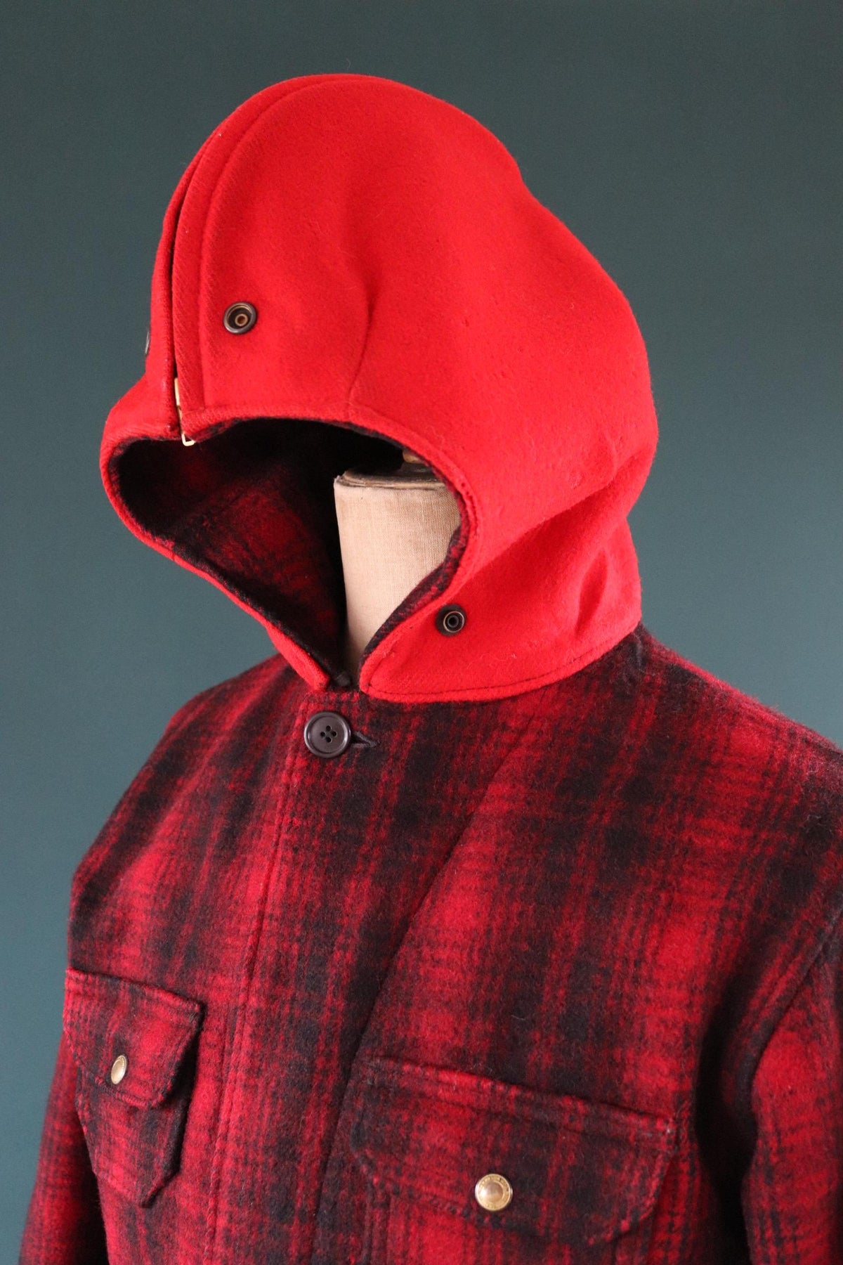 Vintage 1950s Woolrich plaid wool jacket - workwear mackinaw - hunting chore coat - 46” chest