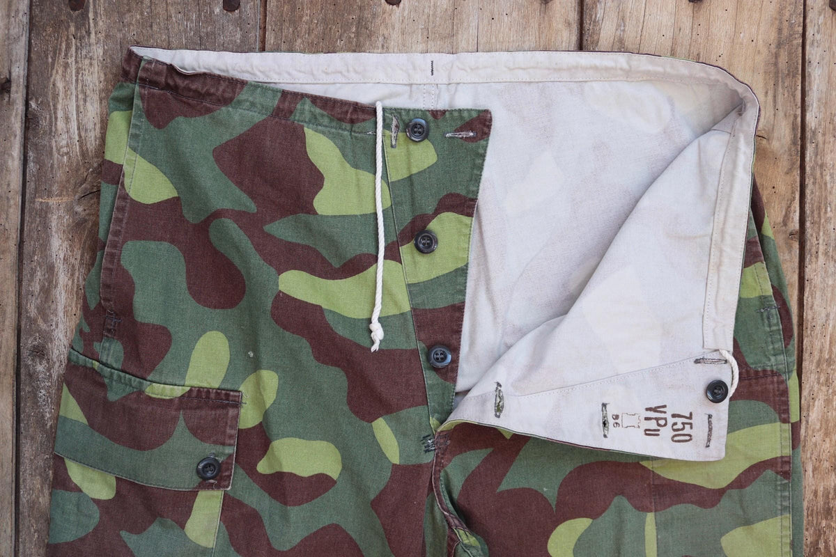 Vintage 1980s Finnish M62 camo trousers - windproof paratrooper pants - 37” x 27”
