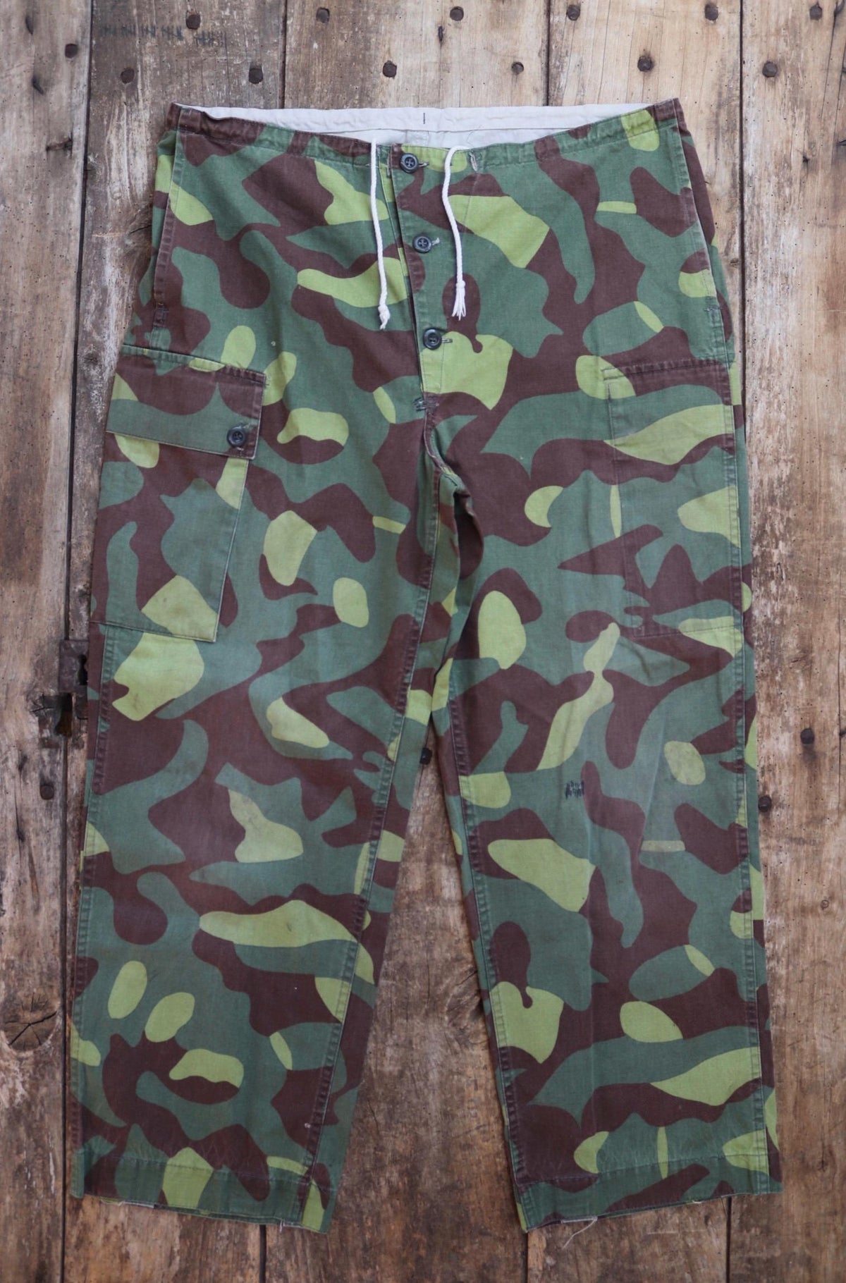 Vintage 1980s Finnish M62 camo trousers - windproof paratrooper pants - 37” x 27”