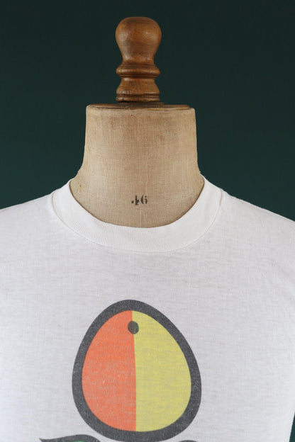 Vintage 1970s Sunkist t shirt - single stitch - soda print - 34” chest
