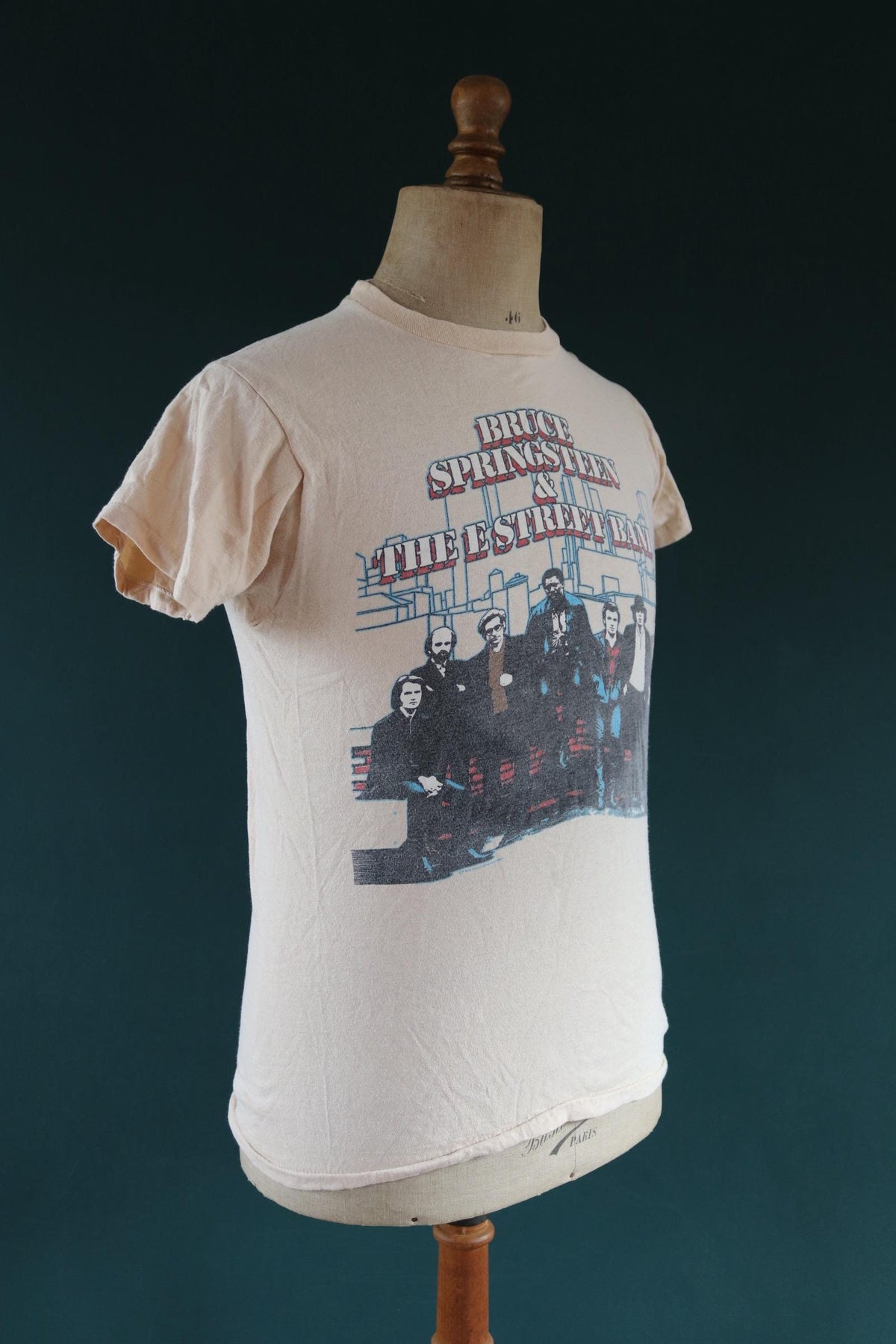 Vintage 1980s Bruce Springsteen tour t shirt - The River print - rock tee - 37” chest
