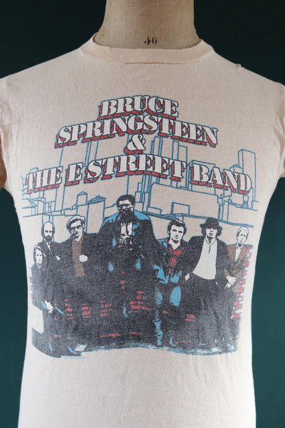 Vintage 1980s Bruce Springsteen tour t shirt - The River print - rock tee - 37” chest