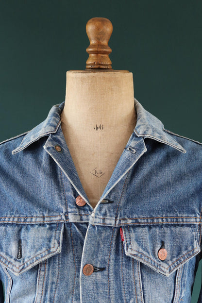 Vintage 1970s Levis big E denim jacket - Levi Strauss red tab - type 3 - trucker workwear - 38” chest