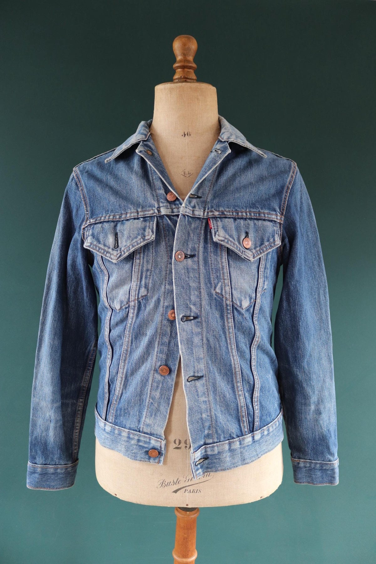 Vintage 1970s Levis big E denim jacket - Levi Strauss red tab - type 3 - trucker workwear - 38” chest