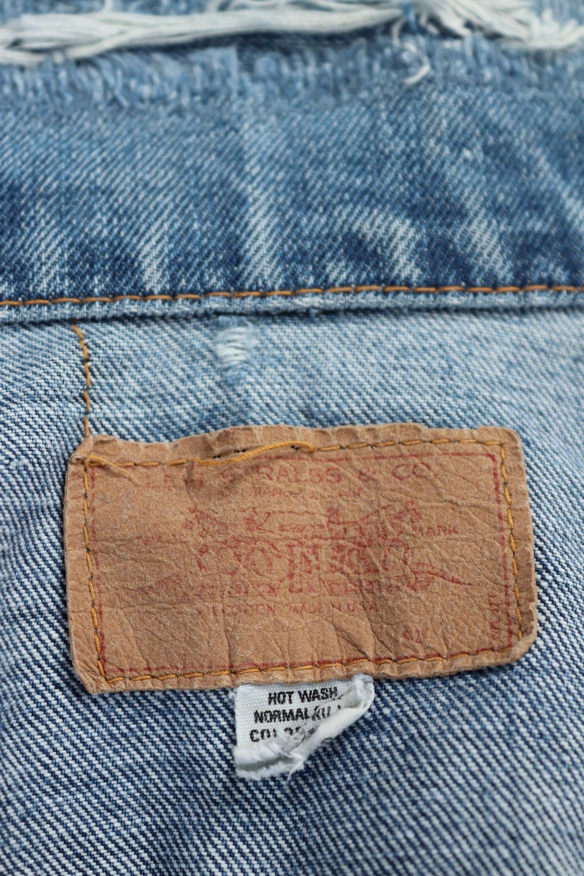 Vintage 1970s Levis big E denim jacket - Levi Strauss red tab - type 3 - trucker workwear - 37” chest
