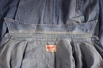 Vintage 1960s Wrangler denim shirt - cowboy - Western style - 44" chest