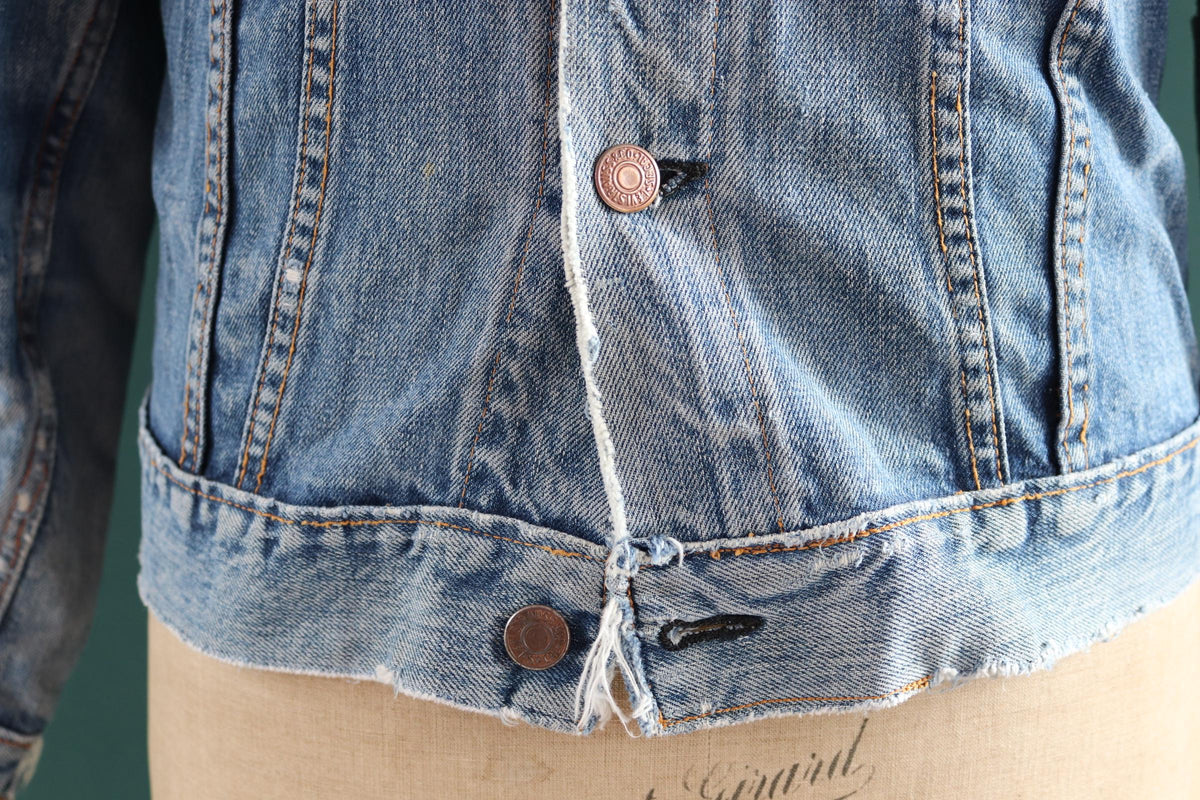 Vintage 1970s Levis big E denim jacket - Levi Strauss red tab - type 3 - trucker workwear - 38” chest