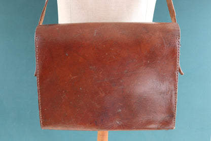Vintage 1950s French brown leather mail bag - PTT - postman satchel - cross body - 14” x 11” x 4”