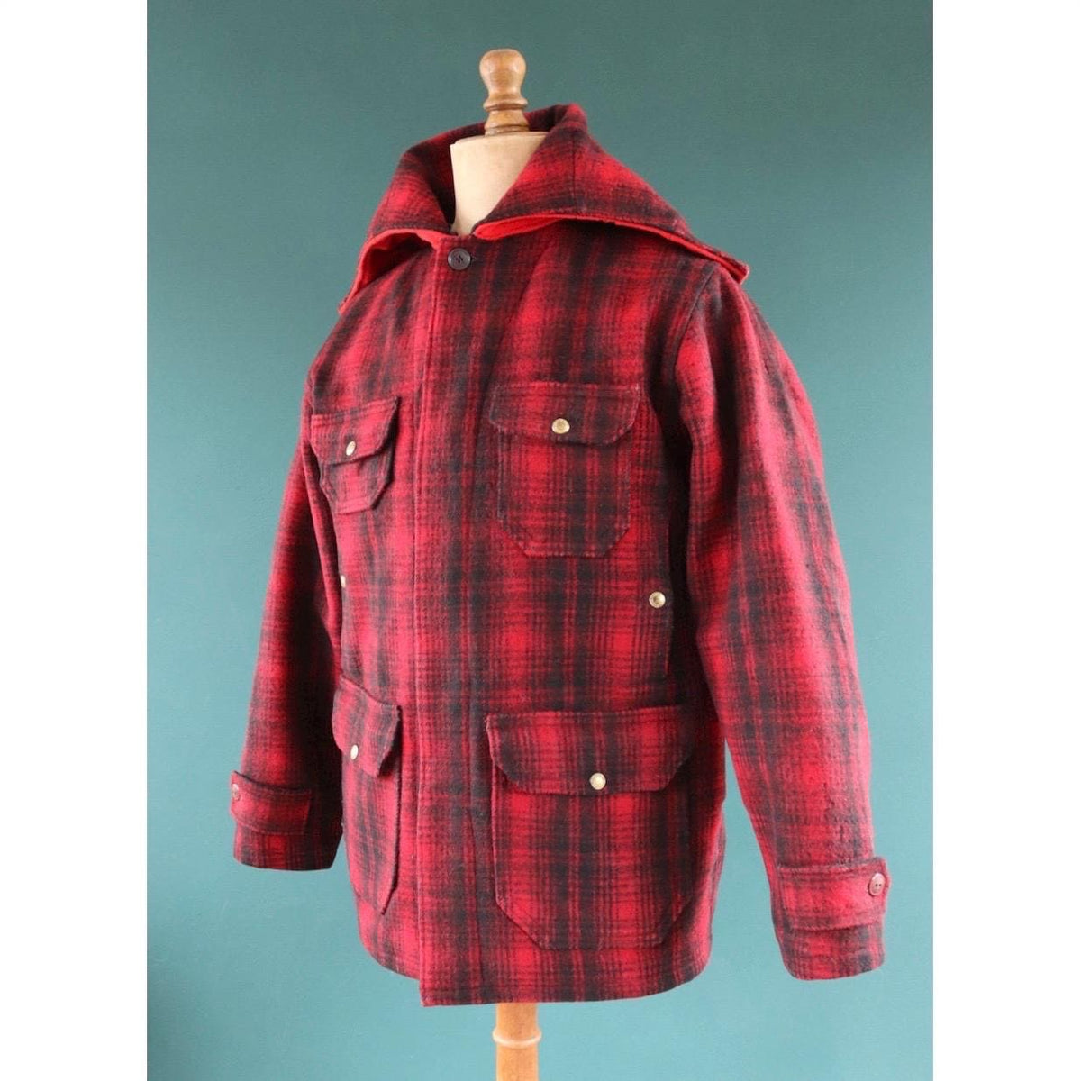 Vintage 1950s Woolrich plaid wool jacket - workwear mackinaw - hunting chore coat - 46” chest