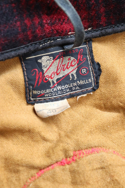 Vintage 1950s Woolrich plaid wool jacket - workwear mackinaw - hunting chore coat - 46” chest