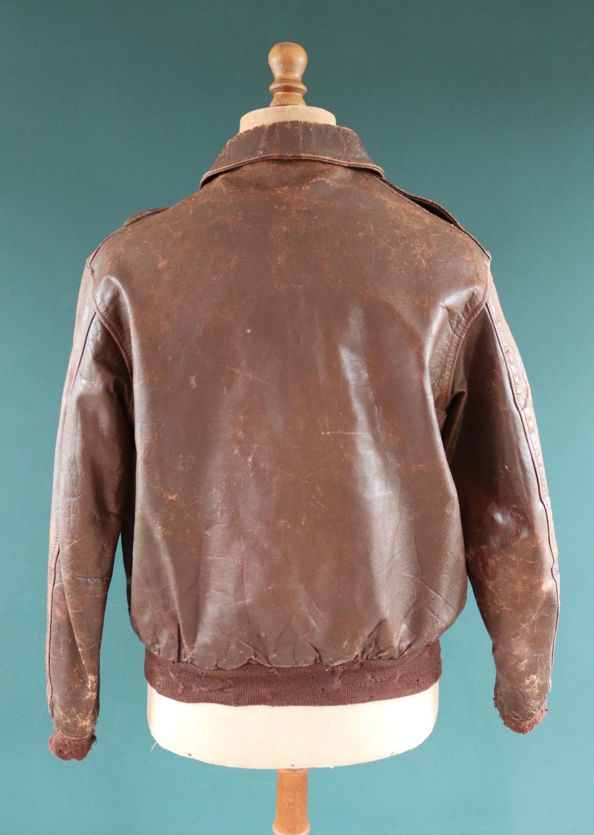 Vintage WW2 A-2 jacket - 1940s leather - Perry Sportswear - 46” chest