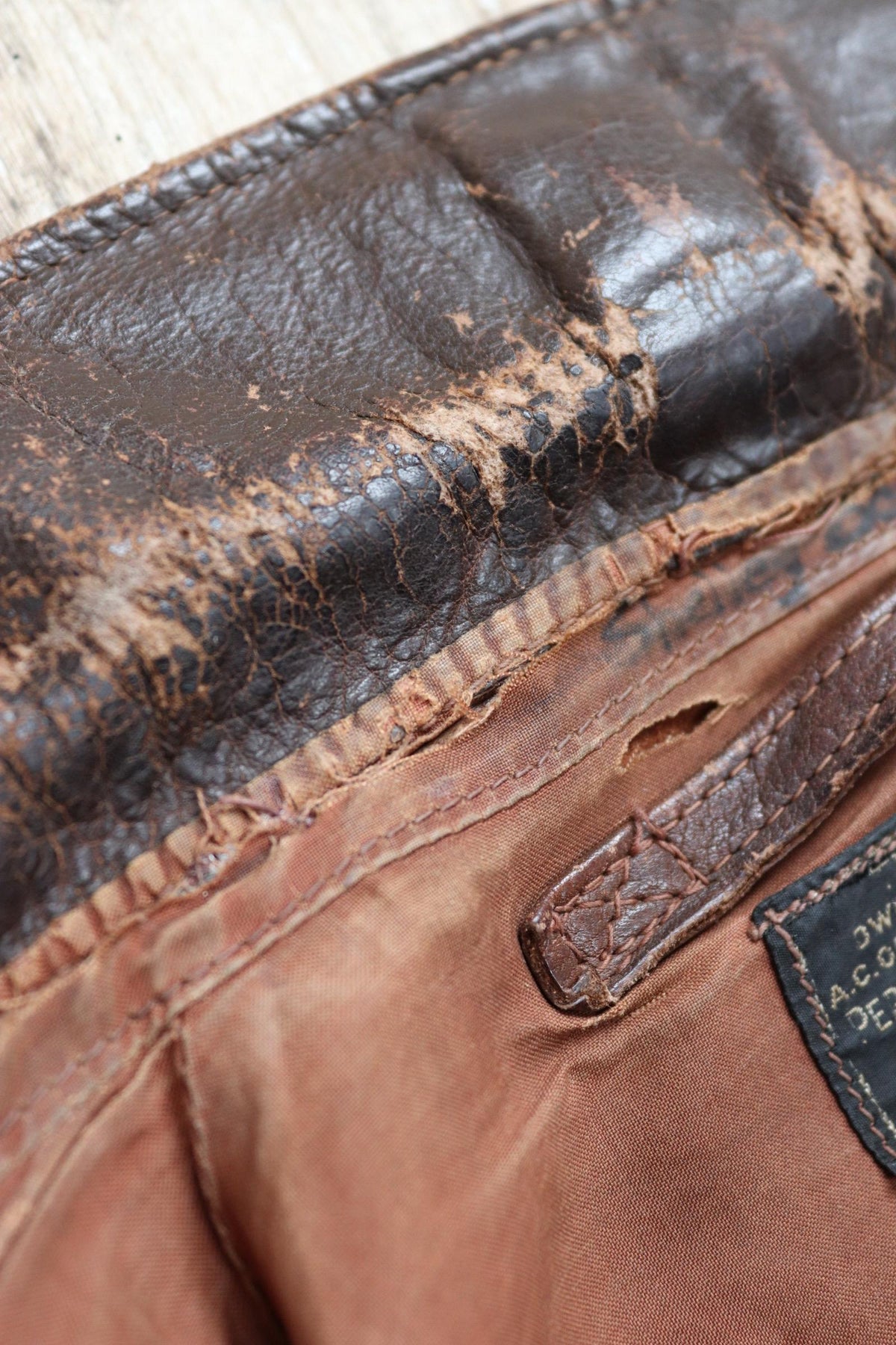 Vintage WW2 A-2 jacket - 1940s leather - Perry Sportswear - 46” chest