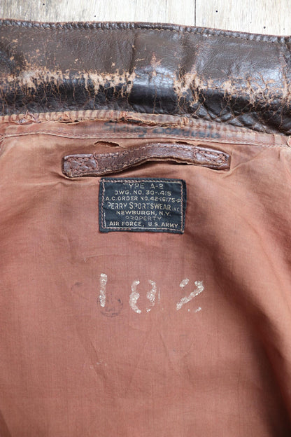 Vintage WW2 A-2 jacket - 1940s leather - Perry Sportswear - 46” chest