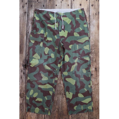 Vintage 1980s Finnish M62 camo trousers - windproof paratrooper pants - 37” x 27”