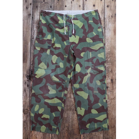 Vintage 1980s Finnish M62 camo trousers - windproof paratrooper pants - 37” x 27”