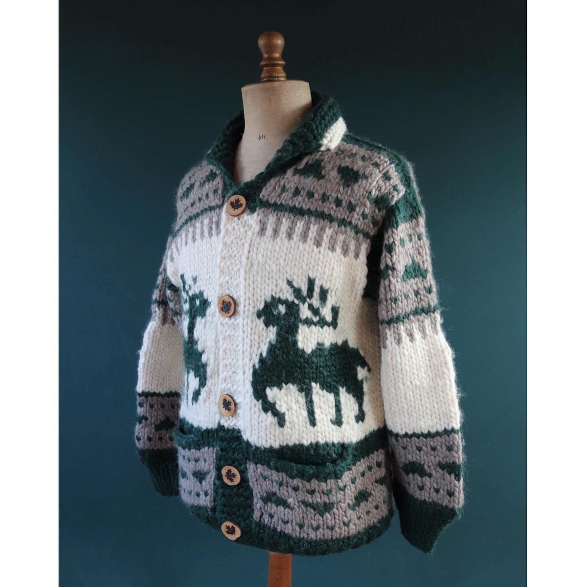 Vintage 1980s Cowichan wool cardigan - Kanata - chunky winter sweater - 44" chest
