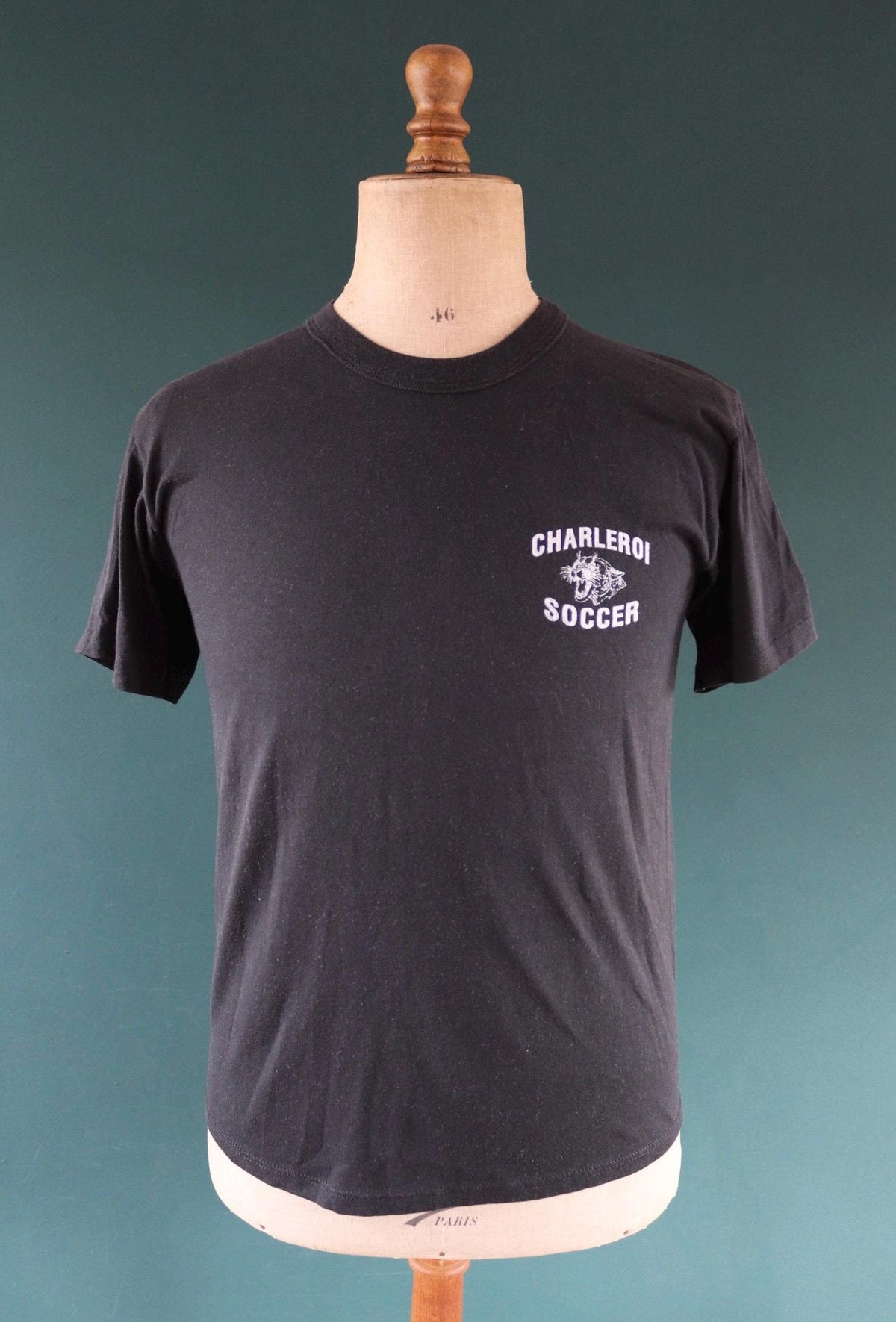 Vintage 1990s t shirt - soccer team - panther print - 38” chest