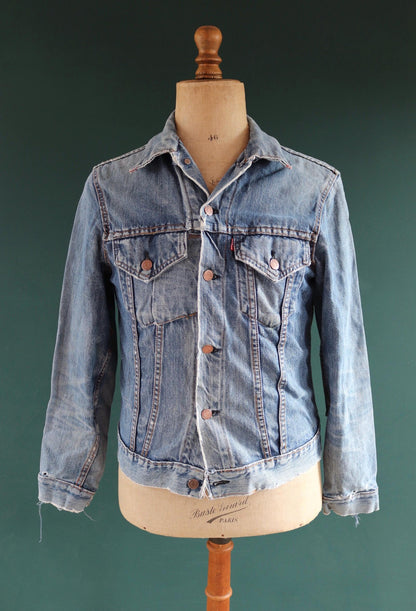 Vintage 1970s Levis big E denim jacket - Levi Strauss red tab - type 3 - trucker workwear - 38” chest