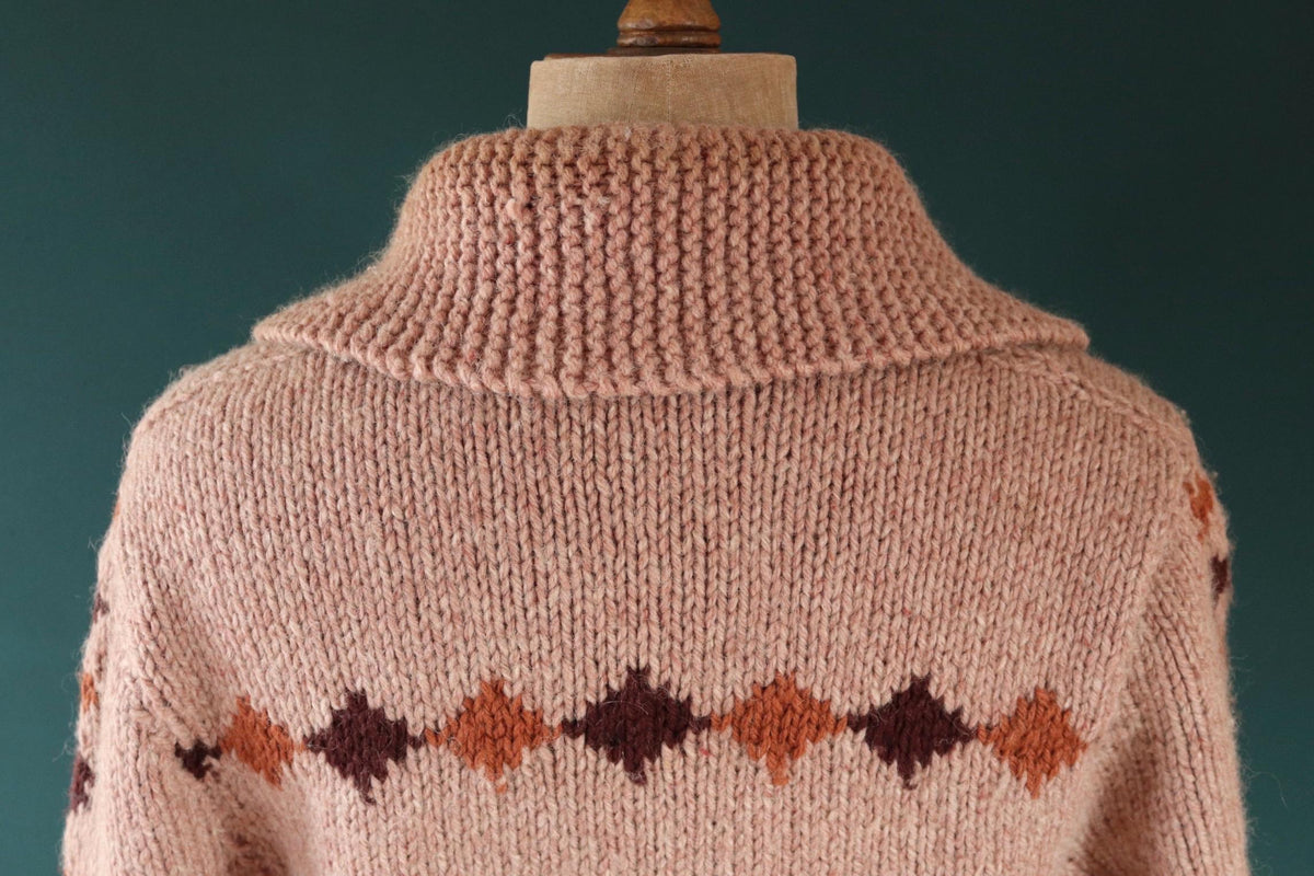 Vintage 1960s Cowichan wool sweater - novelty hand knit cardigan - horse design - 45” chest