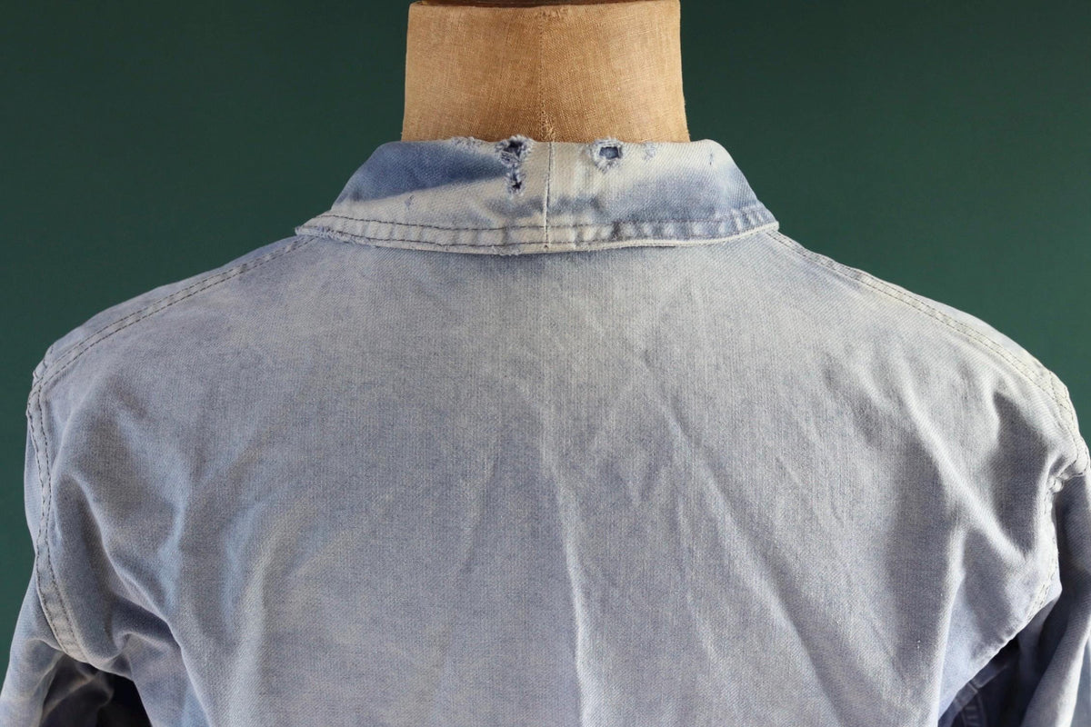 Vintage 1950s French workwear jacket - cotton twill chore coat - 43” chest