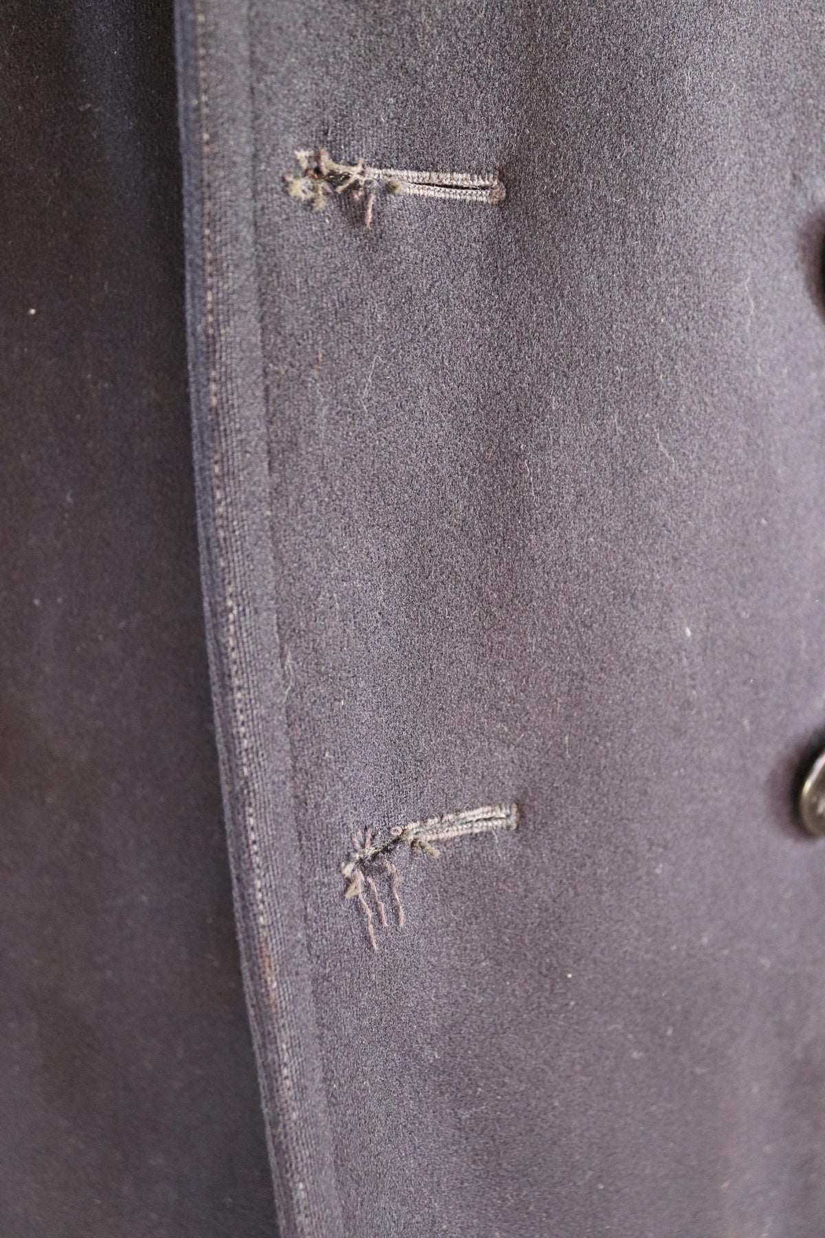 Vintage 1950s wool pea coat - embroidered military souvenir - USN Korean War era - reefer jacket - 37" chest